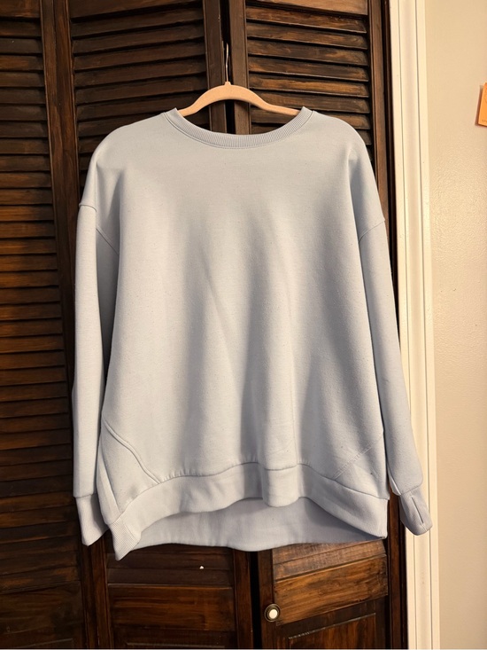 Primark Sweaters - Primark Light Blue Crewneck Sweatshirt